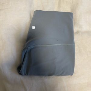 lulu lemon aligns - light blue